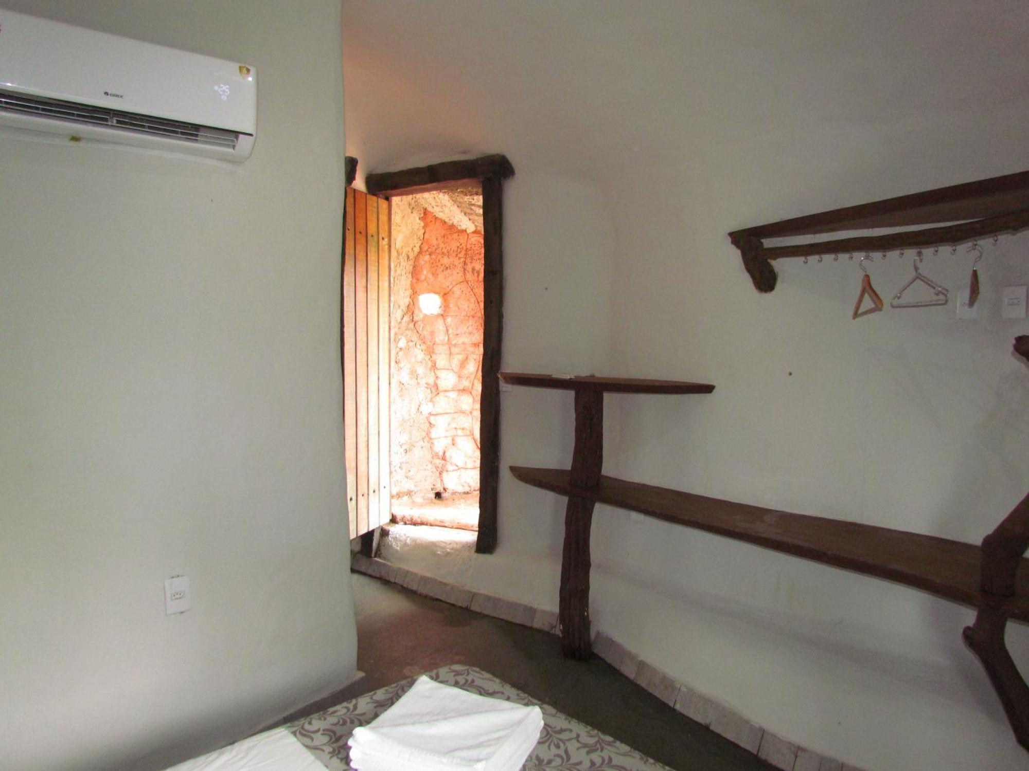 Casa De Guimaraes - Hotel Chapada dos Guimarães Eksteriør bilde